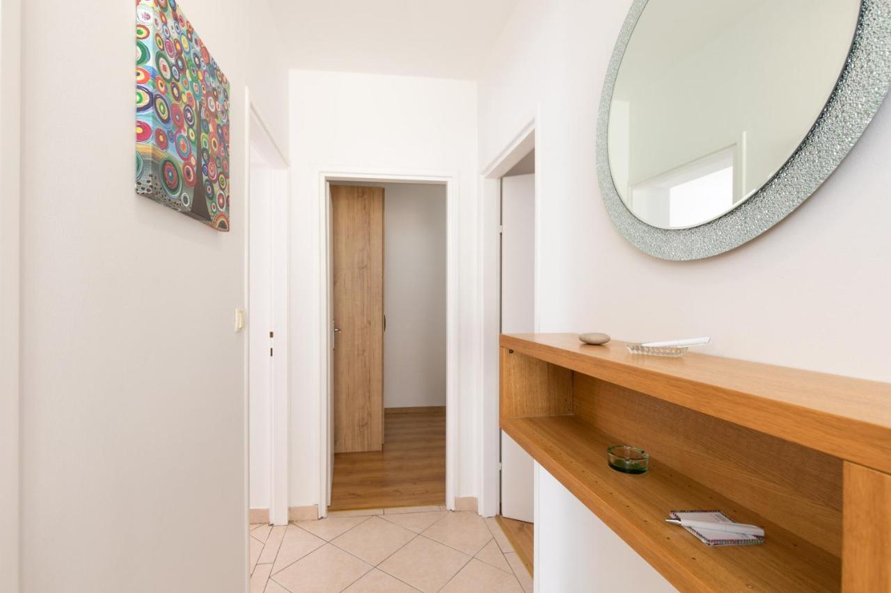 Apartment Julijana Кърк Екстериор снимка